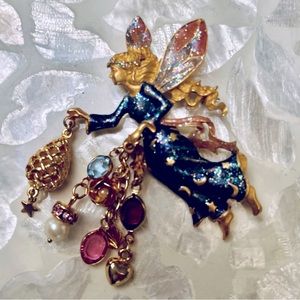 Kirk’s Folly “Twinkle the Tooth Fairy” vintage pin❣️